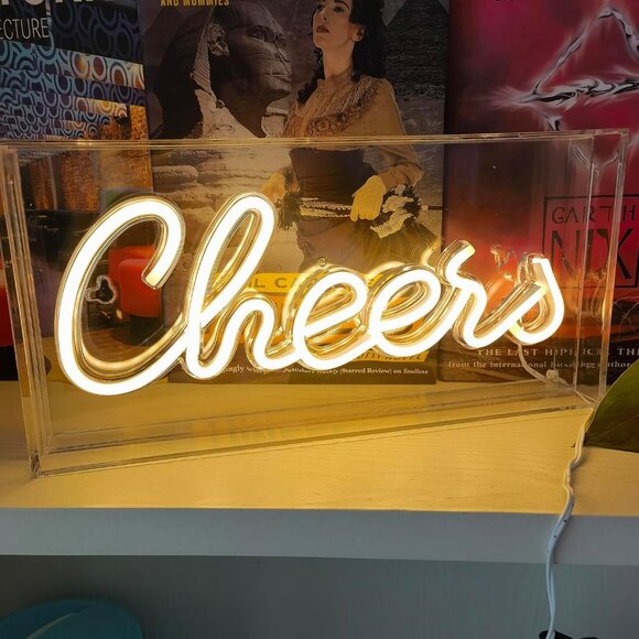 Cheers LED Neon Sign USB 3D Light Box for Bar Wall Table Party Decor Warm White - Picture 2 of 13